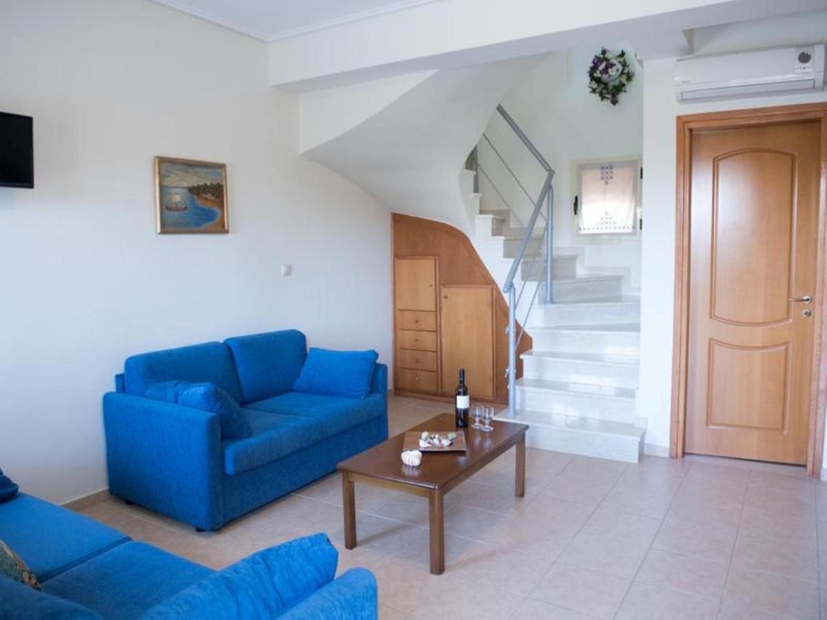 Manoleas Villas - Apartment 2 Stoupa Exterior photo